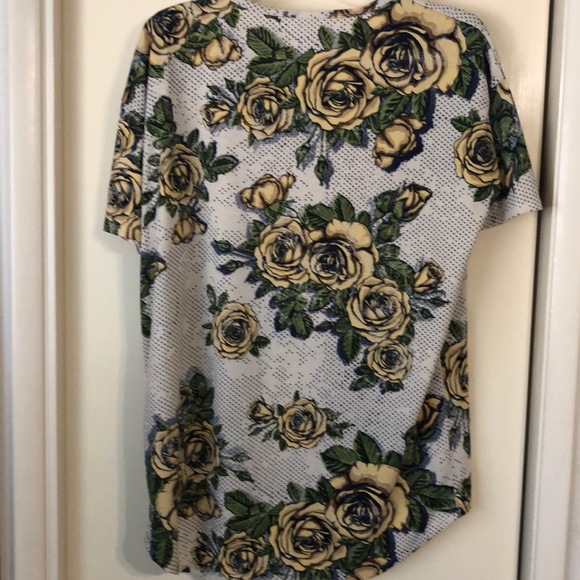 LuLaRoe Irma Top - Picture 2 of 4
